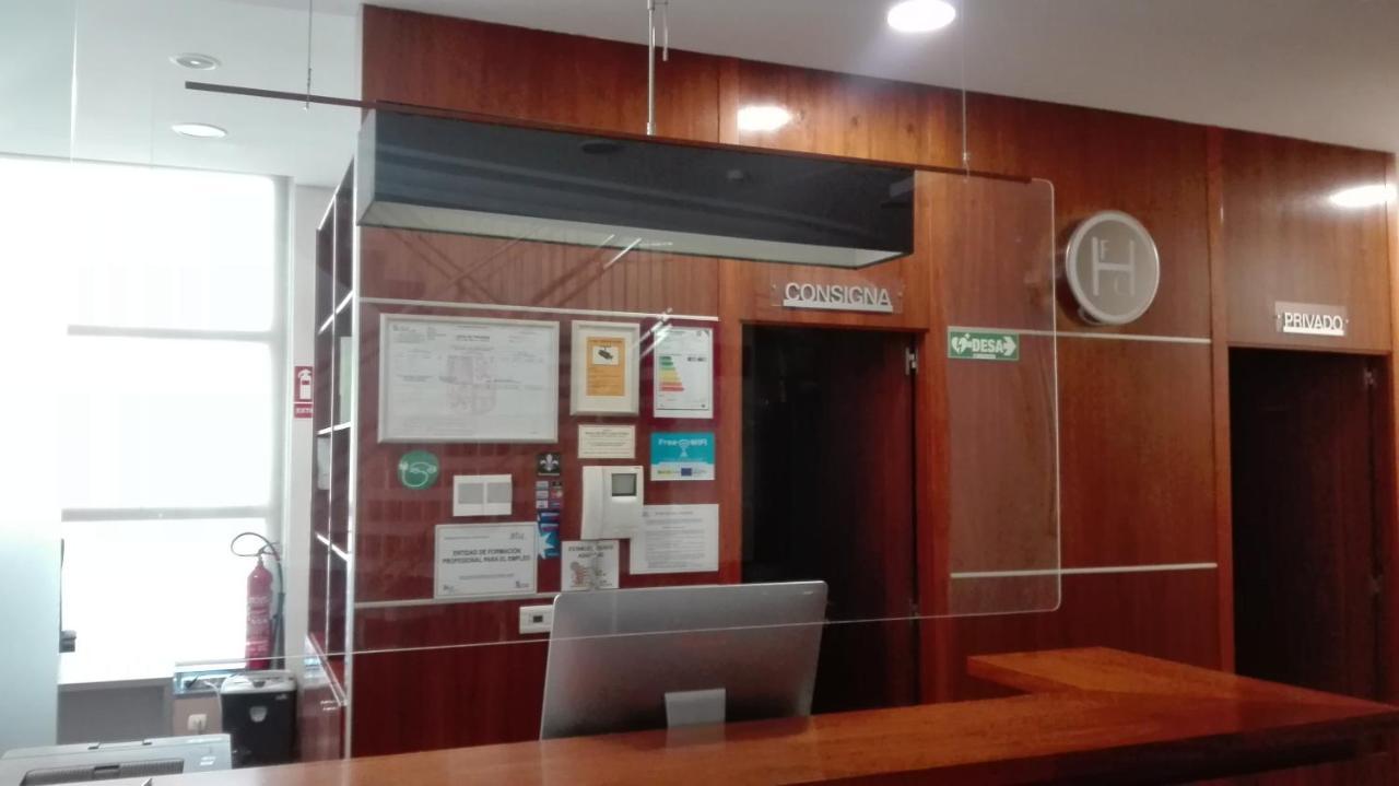 Fc Infantas De Leon Hotel Ngoại thất bức ảnh