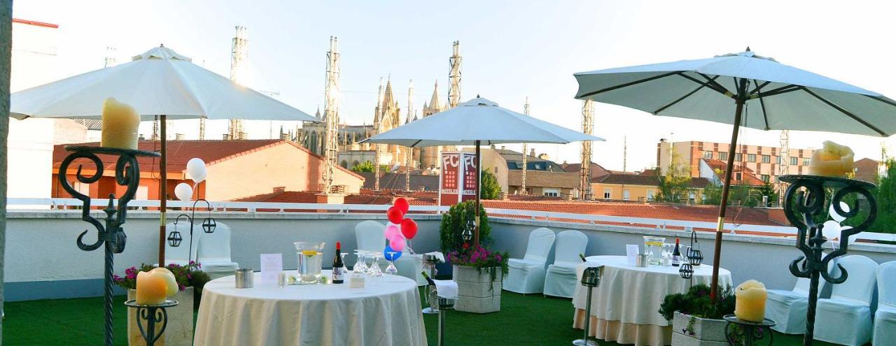 Fc Infantas De Leon Hotel Ngoại thất bức ảnh